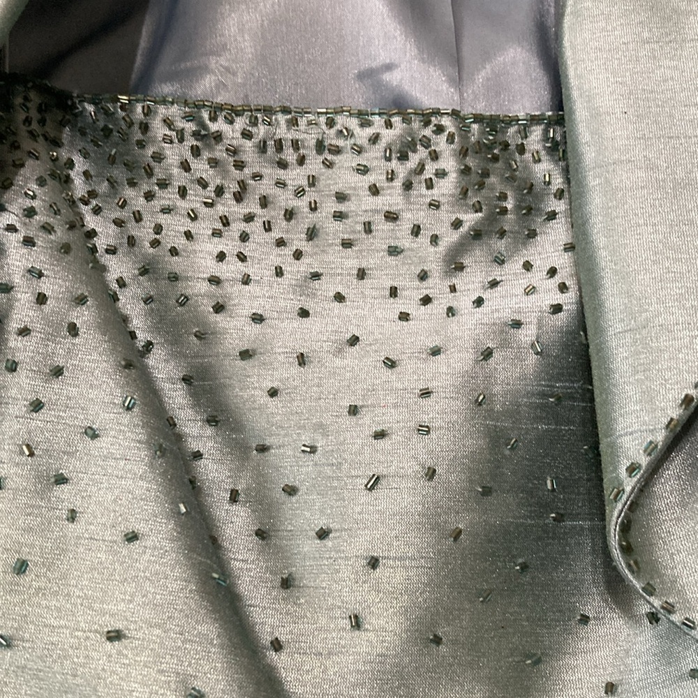 Green blue iridescent beaded dress size 10 - Picture 4 of 7